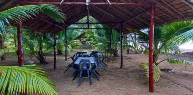 Gambar 3 daripada 4 - Group Hut