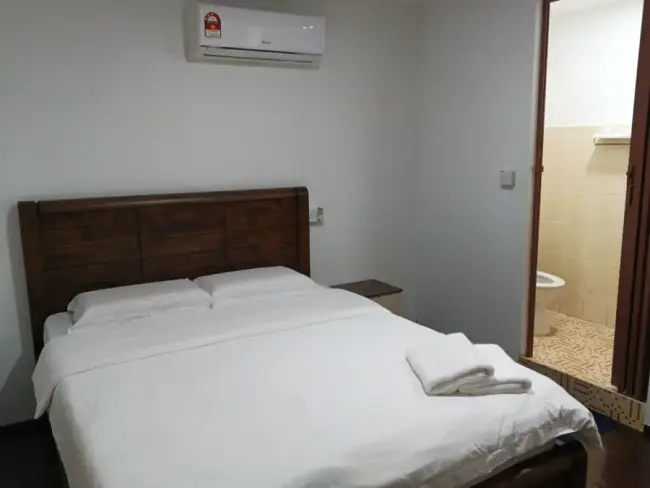 Gambar 4 daripada 7 - Queen Bed Chalet