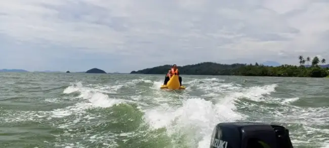 Gambar 9 daripada 17 - Banana Boat