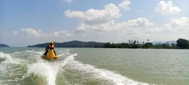 Gambar 17 daripada 17 - Banana Boat