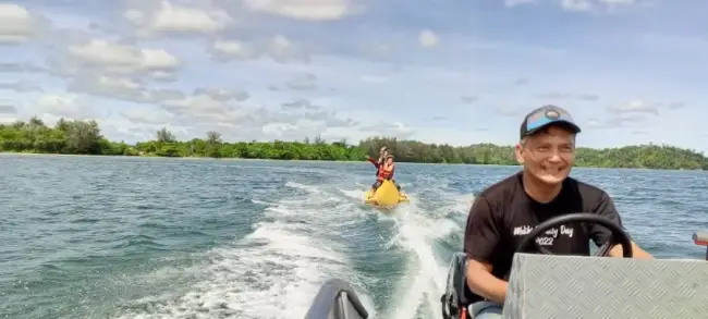 Gambar 7 daripada 17 - Banana Boat