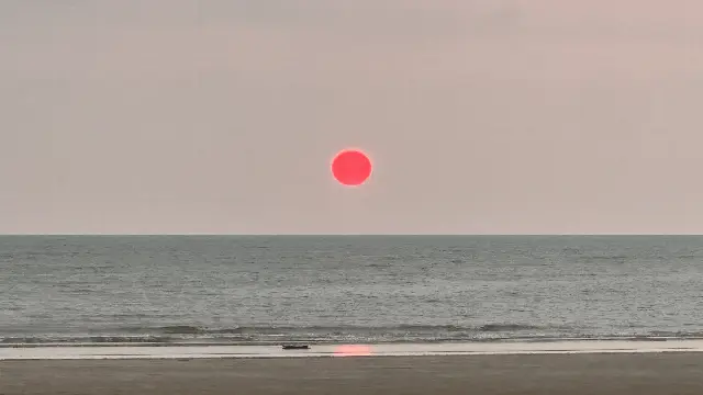 Cantiknya sunset di pasakon niiii. Insyallah akan ke sini lagii!!